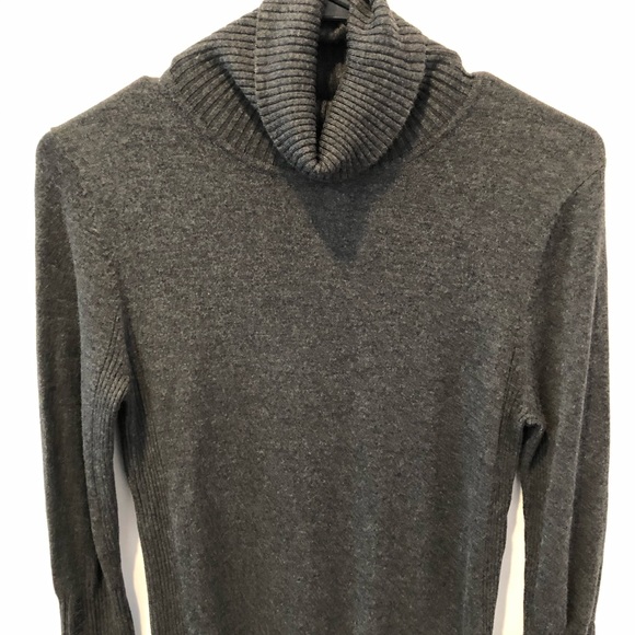 Express Grey Turtleneck Sweater Sz Small - Picture 2 of 5